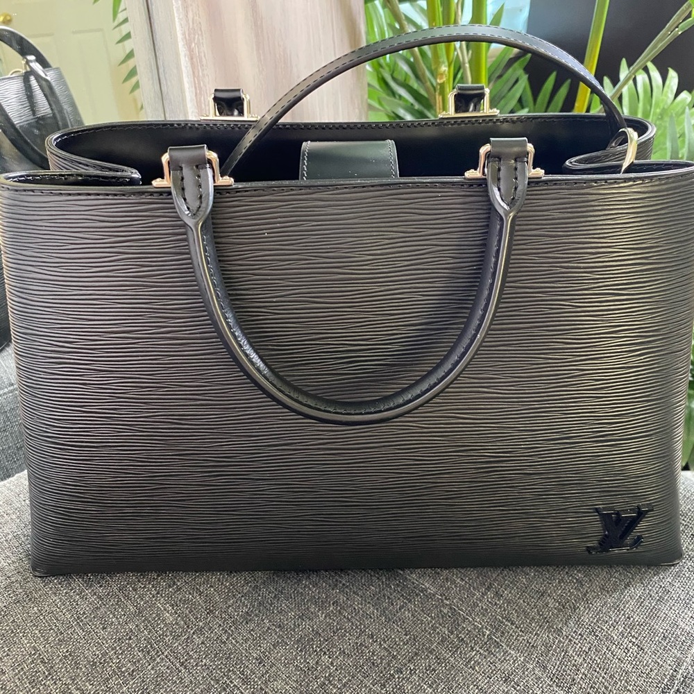 Louis Vuitton bag